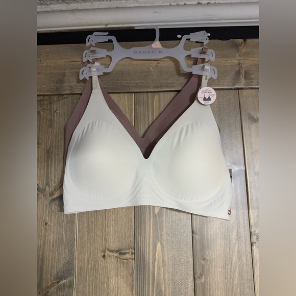 Danskin Other - Danskin Lightly Lined Seamless Bras (2-Pack)